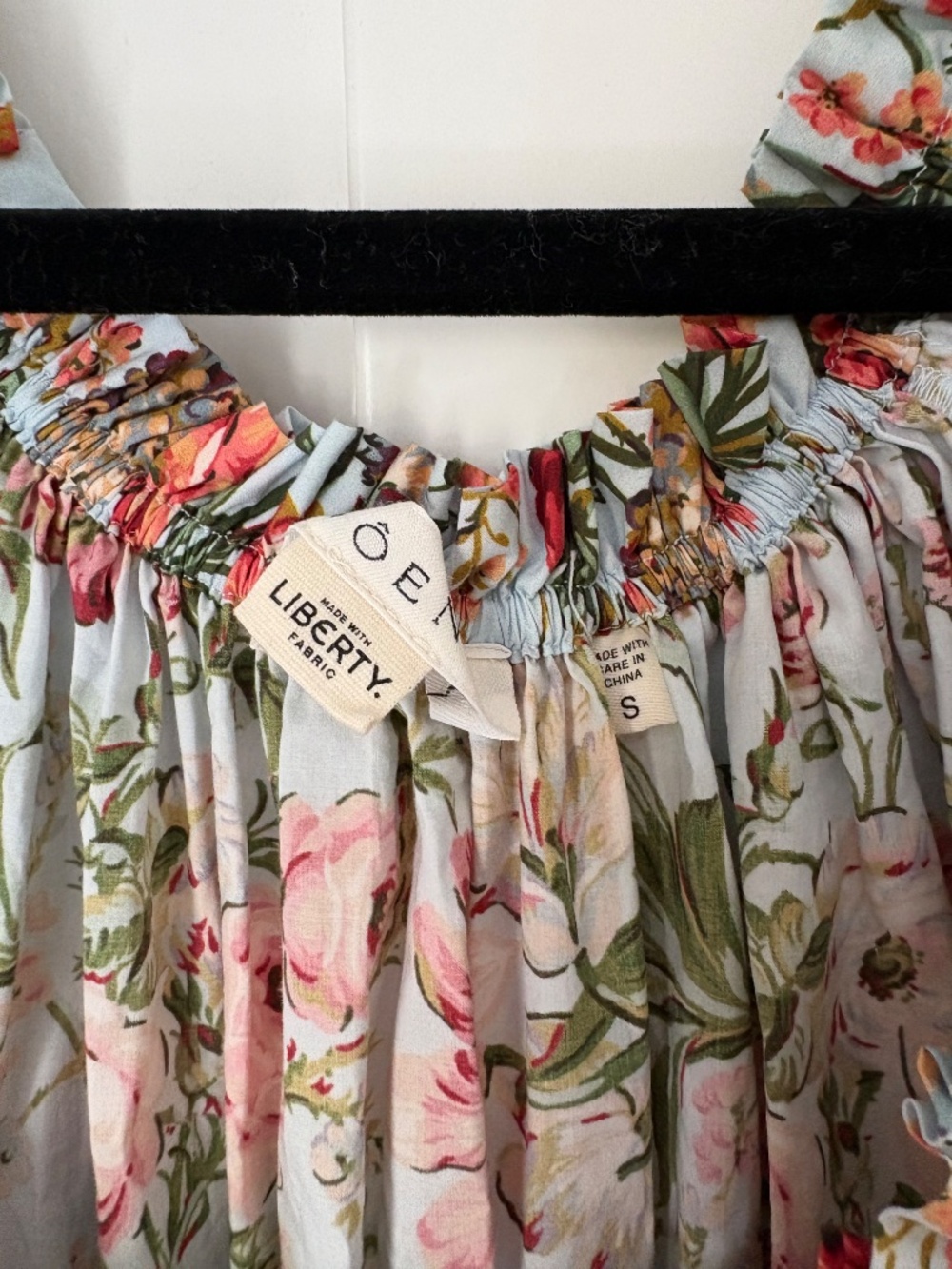Doen Leanne Dress in Calico Garden - Picture 2 of 4